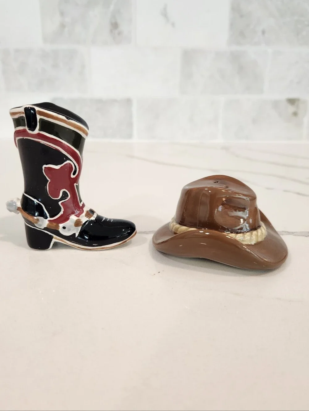 Vintage Sonoma Happy Trails Salt And Pepper Shakers Set Western Americana Decor